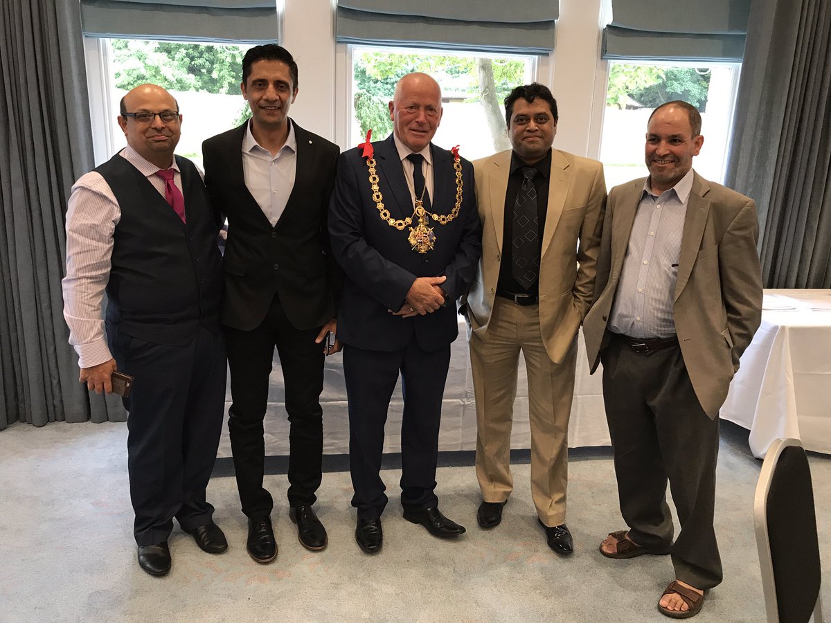 MYSohailGP's tweet photo. It was pure honour to have such great company @MayorofMargate @MayorRamsgate along with Sir Roger Gale and Broadstairs Mayor https://t.co/B0VzLDJIxZ