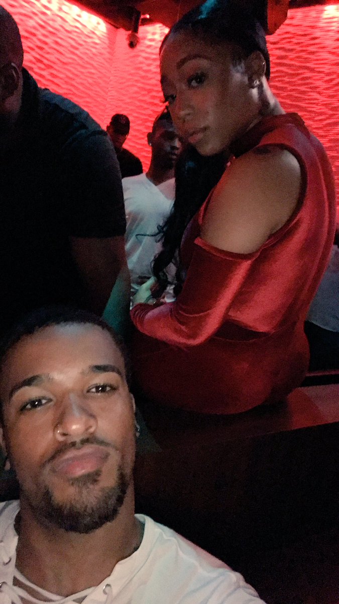jonnybl8ze's tweet photo. Wassup baby! @I_amdimepiece #stadiumdc https://t.co/dSCLfqMuU7