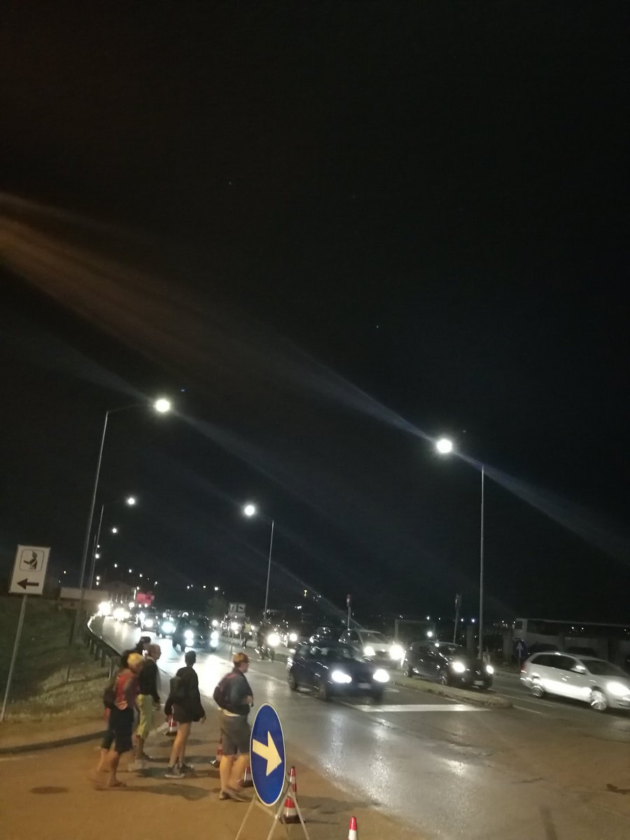 dvdberti's tweet photo. In uscita da #ModenaPark al casello di modena nord, situazione di traffico intenso ma ci si muove https://t.co/OY16XUhSzd