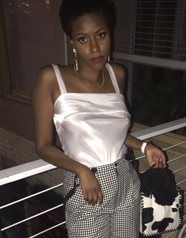 XoVictorya's tweet photo. Such a cowgirl last night servin #BlackGirlMagic passing smiles & hugs to all the babes ❤️🖤 #VAINatl https://t.co/vwrrXqoHWB
