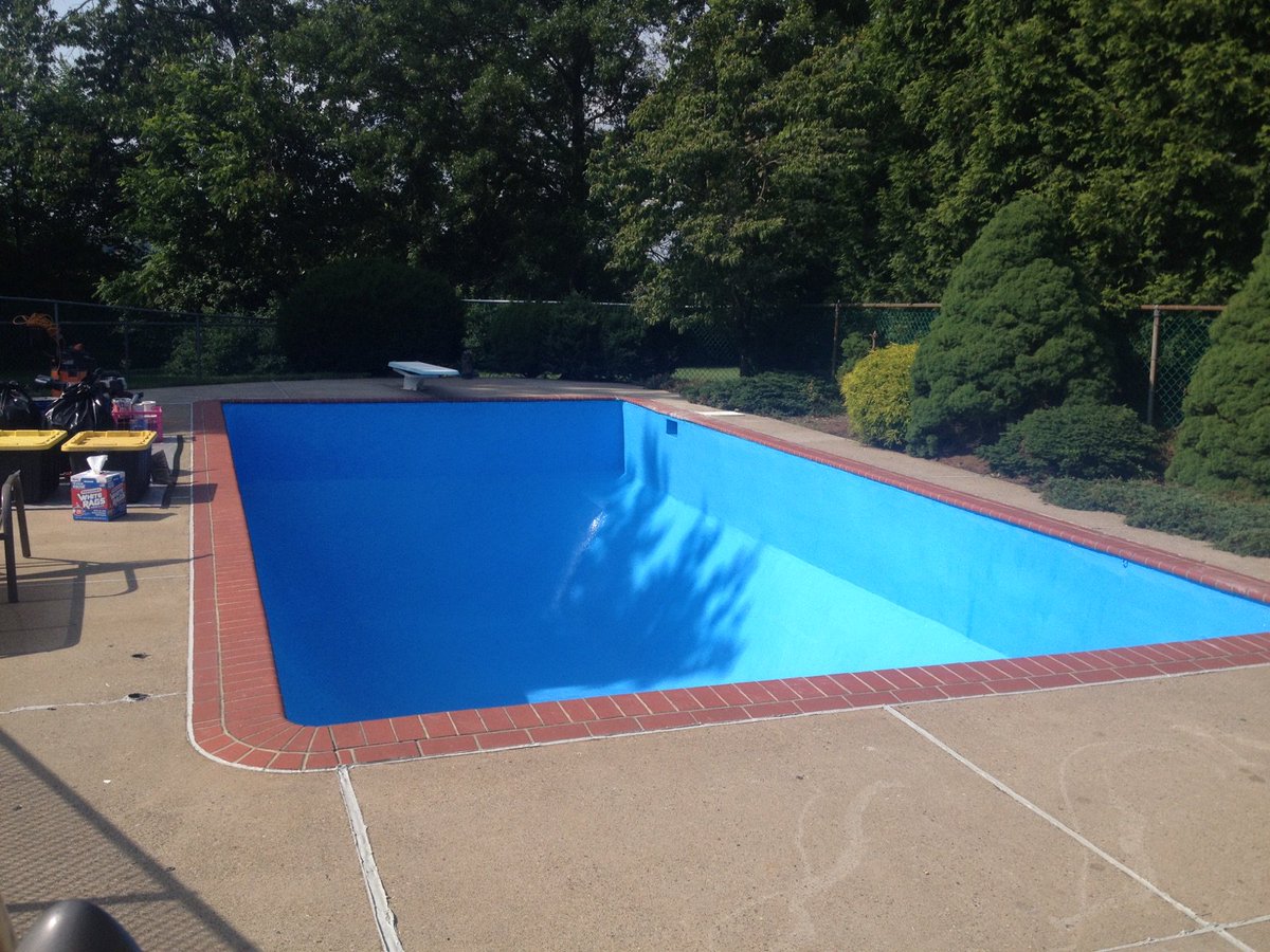 AlleghenyPool's tweet photo. #PittsburghPoolPainters #POOL #pools  https://t.co/c322BK8XK7 https://t.co/l8PZ8l1JSB