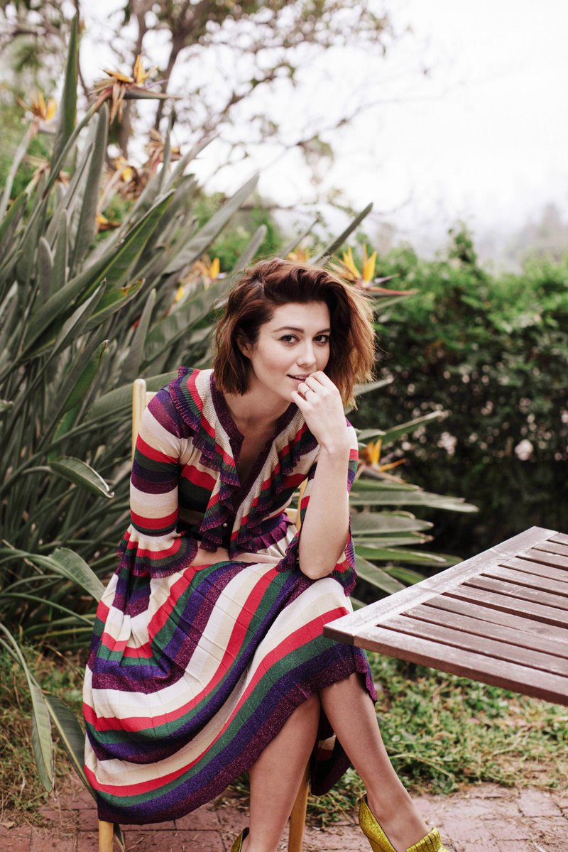 WinsteadDTF's tweet image. // Finally decided on my first celeb RP!
~Mary E. Winstead
~Bisexual
~Literate/Descriptive
~Open DM's
~Sorta kinda new-ish
~Retweet for me?