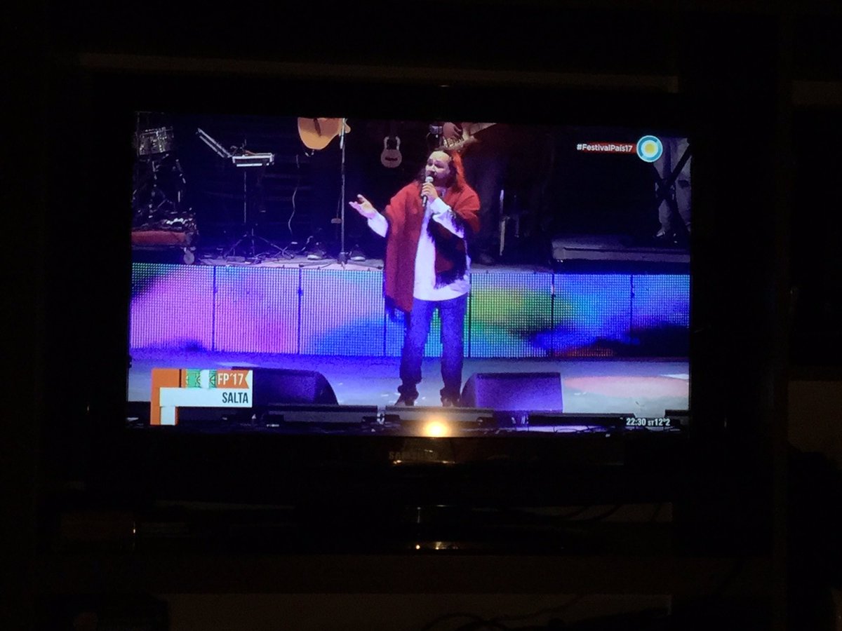 morouan's tweet image. #FestivalPais17 #SergioGalleguillo 👏🏻👏🏻👏🏻👏🏻 en Salta La Linda