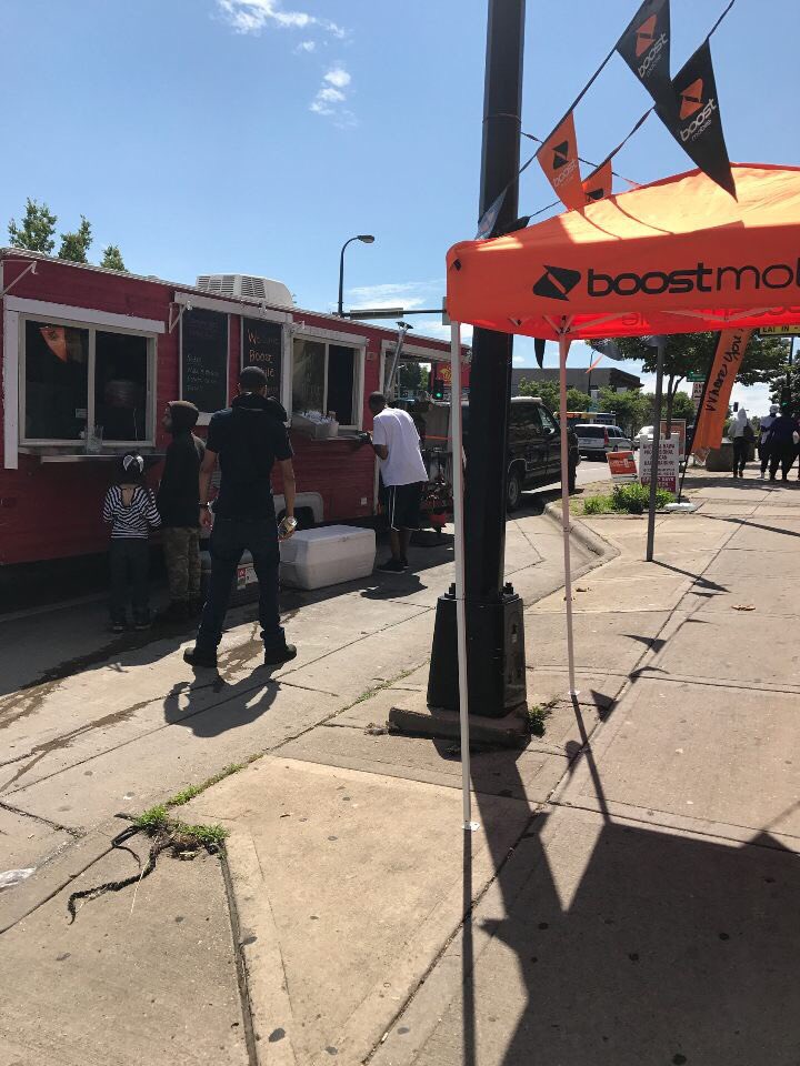 Another solid grand opening for @VisionBoost1 at #lowry! #doubledigits #ownyourmile