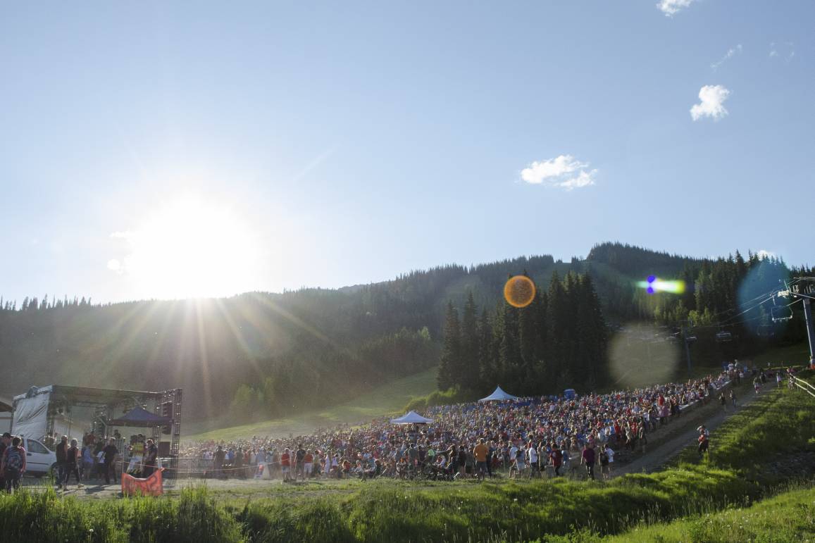 SunPeaksResort's tweet photo. A beautiful evening for an amazing #canada150 celebration. @5440 's concert was a great way to end the day. #explorekamloops #explorebc https://t.co/gOFutoO2L2