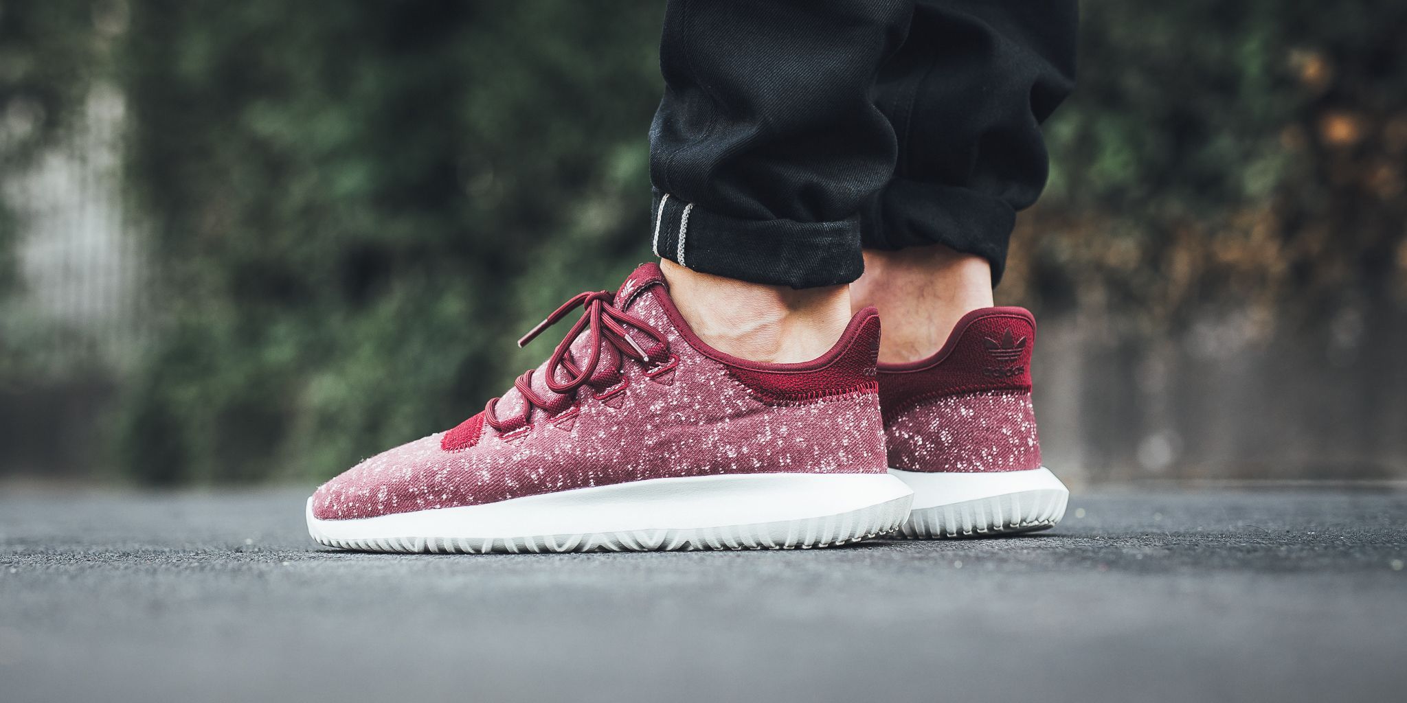 tubular adidas burgundy