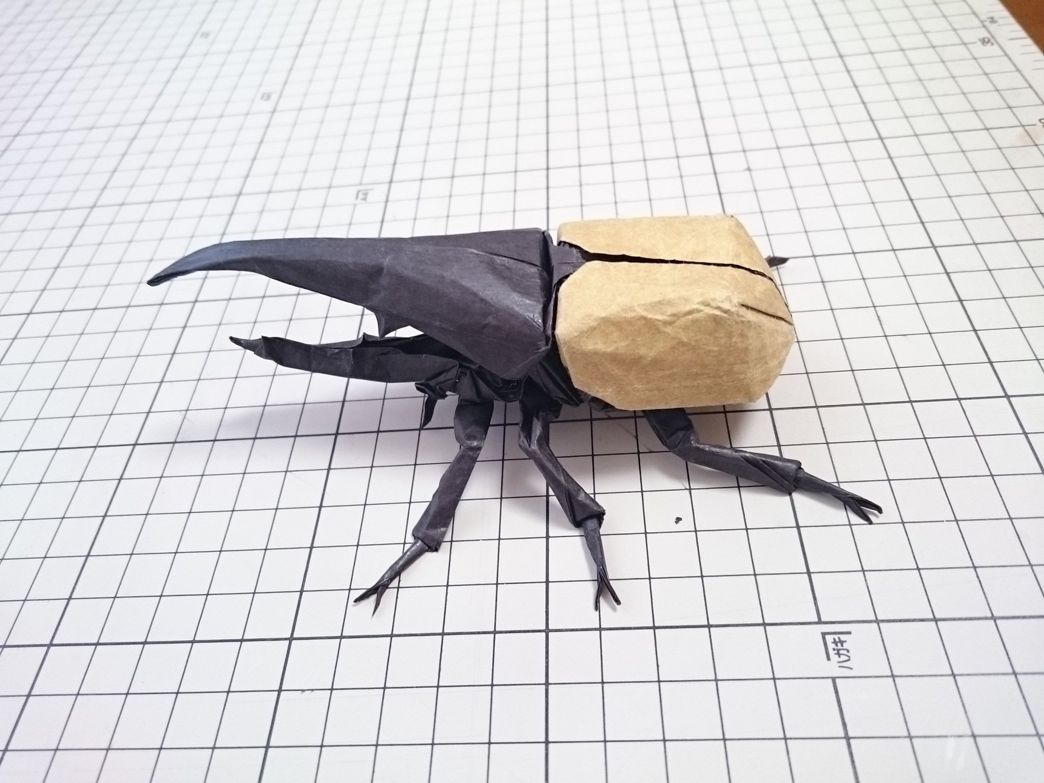 S 神谷さんのヘラクレスオオカブト 折り紙作品