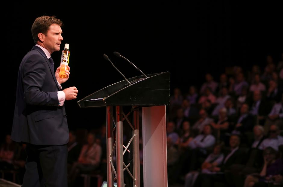 NuffieldFarming's tweet photo. #NuffieldTriennial conference highlight – @RapeseedOilMan explains how he’s benefitted from the health agenda https://t.co/2GWnrrooL5