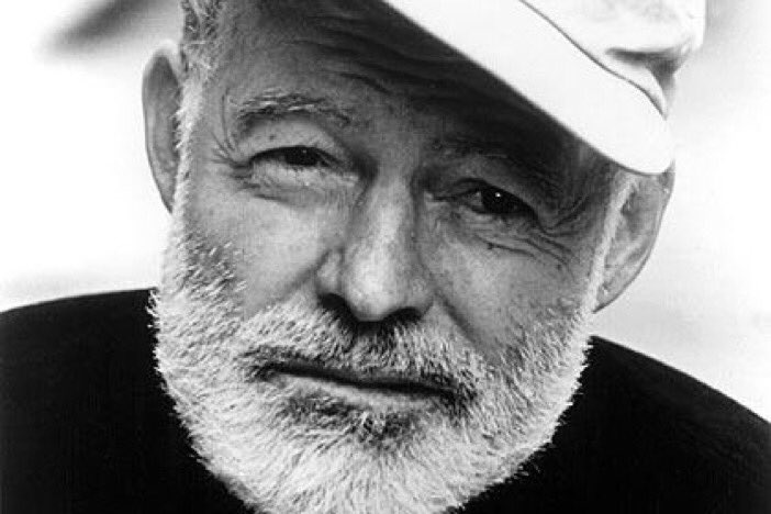 Den 2 juli 1961 skjuter den amerikanske författaren Ernest Hemingway sig själv till döds med sitt hagelgevär.