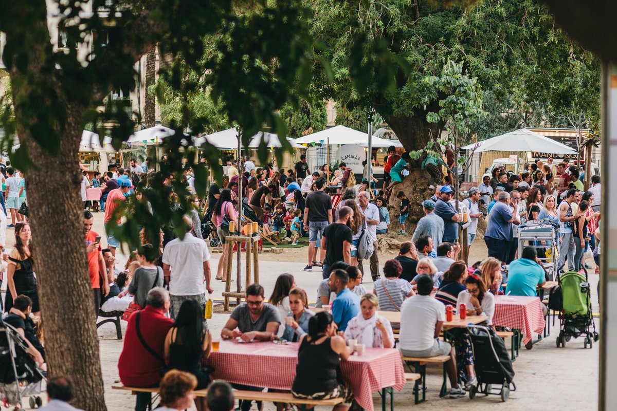 Gràcies #Hospitalet pel dia d'ahir. Avui més streetfood al Parc de la Marquesa (davant metro Collblanc L-5 i L-9) ús esperem de 11 a 23.30