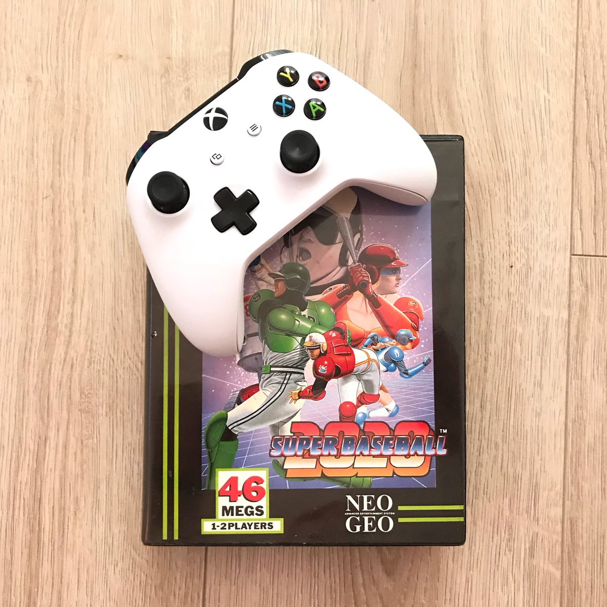 Xboxlivefr's tweet photo. @SnakeX vous fait bientôt une vidéo d’un de ses jeux Neogeo préférés sur Xbox One ! #SuperBaseball2020 #XboxOne #Neogeo https://t.co/uCjn9ungpC