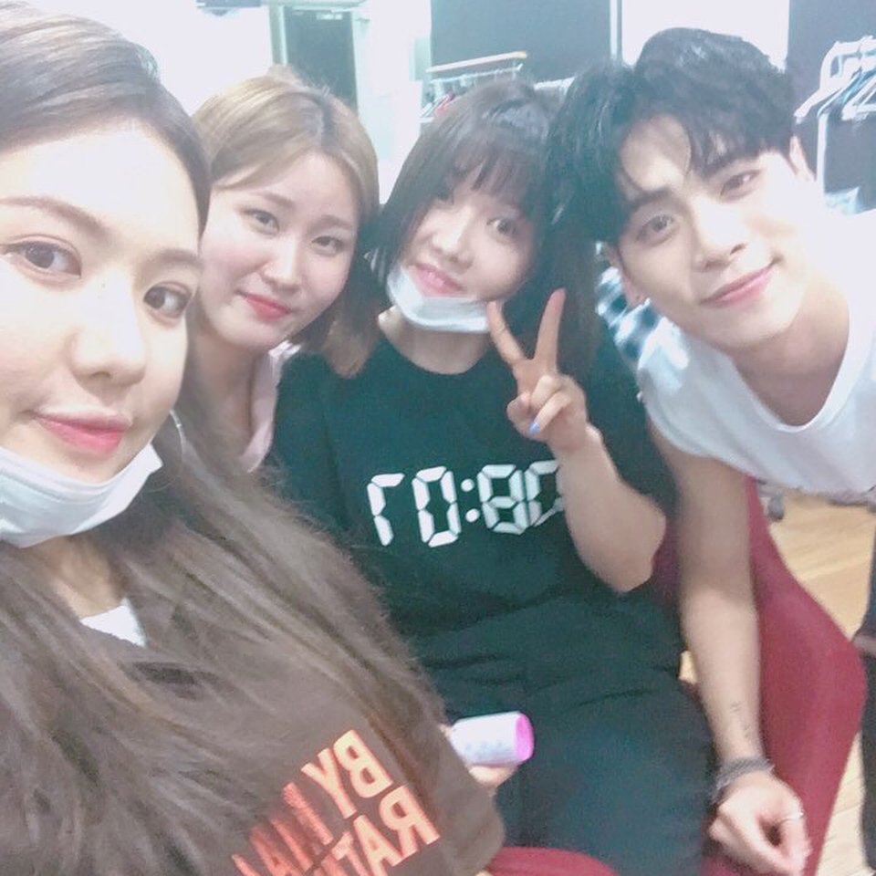 Sylvinie89's tweet photo. [TRANS] 170702 Jung_hyun2222 Instagram with #Jonghyun: Really has ended Cool cool👍👍👍
#Agit #LastCon #CrazyStaffAnd #Jonghyuni #YouWorkedHard https://t.co/DcAbvHFK6j