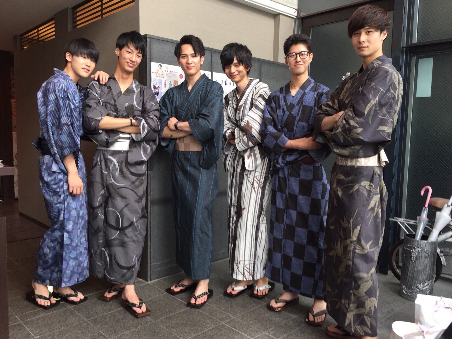 Studionadeshiko Op Twitter 浴衣男子ーー 皆さんよくお似合いです 男性にも是非今年の夏は浴衣を着て頂きたいですね 浴衣 男性浴衣 Studionadeshiko スタジオなでしこ イケメン T Co Hychj4u81d Twitter