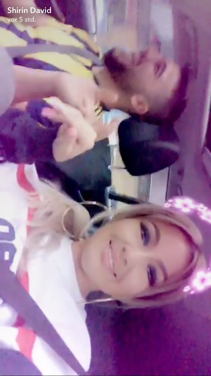 SelinaAlacaa's tweet photo. @ShirinDavid &amp; mert wie sie zu semamme tanzen ist das beste was ich heute gesehen hab😂👏🏼 https://t.co/nwI2DrVdnH