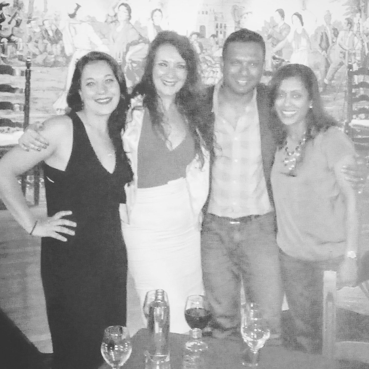 FlamencoRouteM's tweet photo. Rama&amp;Gauree thanks for your sacred visit #flamencoroutemadrid #flamenco #california #madrid #culture #travel #traveler #connection https://t.co/xOK479PhGn
