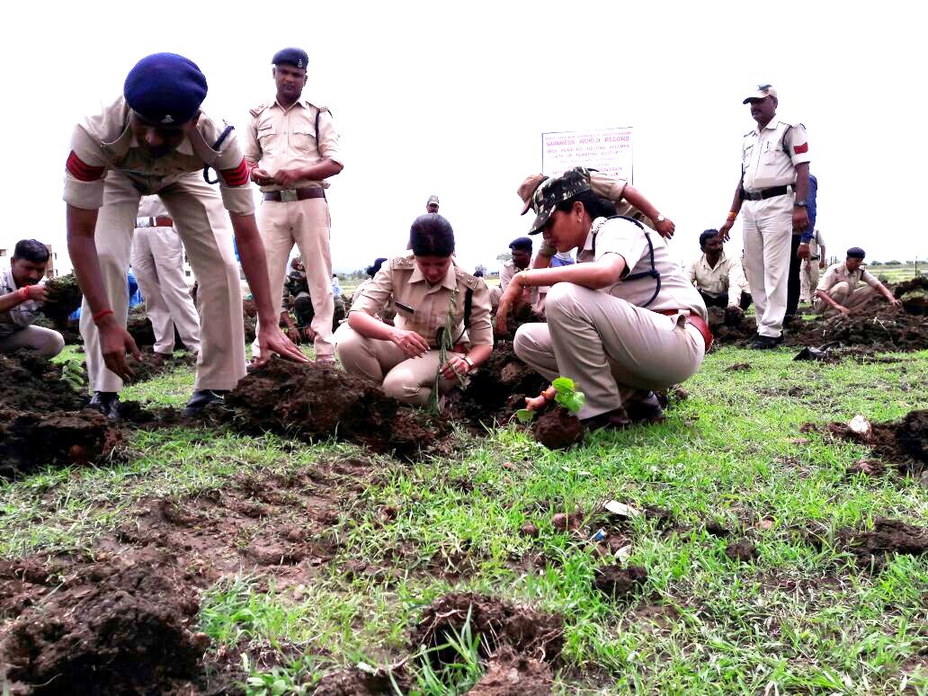 District Dindori tweet media