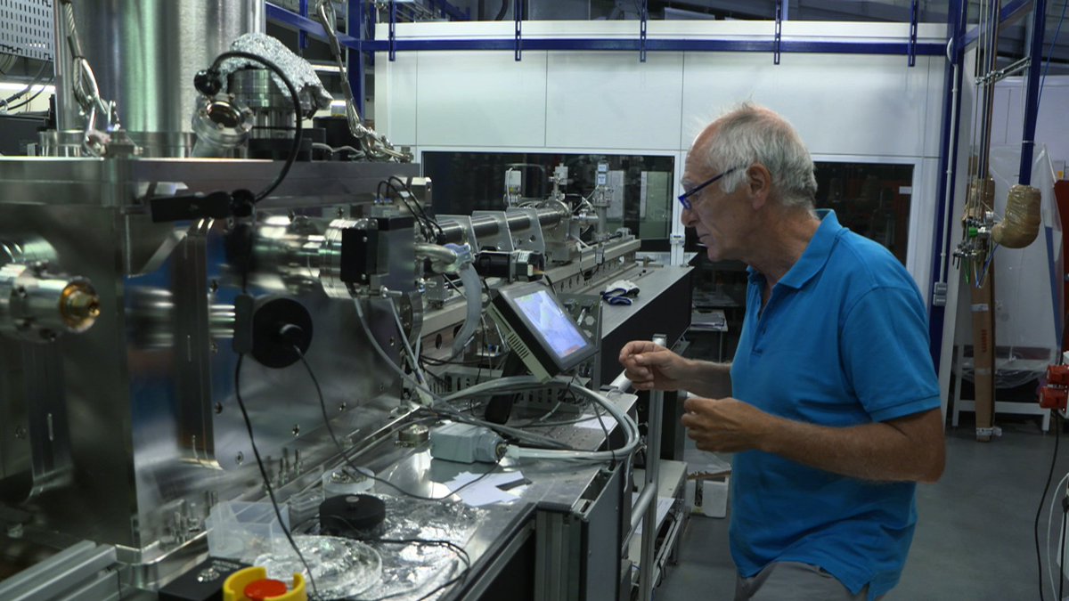 gendigital's tweet photo. 📺Aquest vespre viatjarem a la velocitat de la llum a l'@ALBAsynchrotron. A partir de les 20.25h, a #GDTV3 https://t.co/eBtg5yKo6s