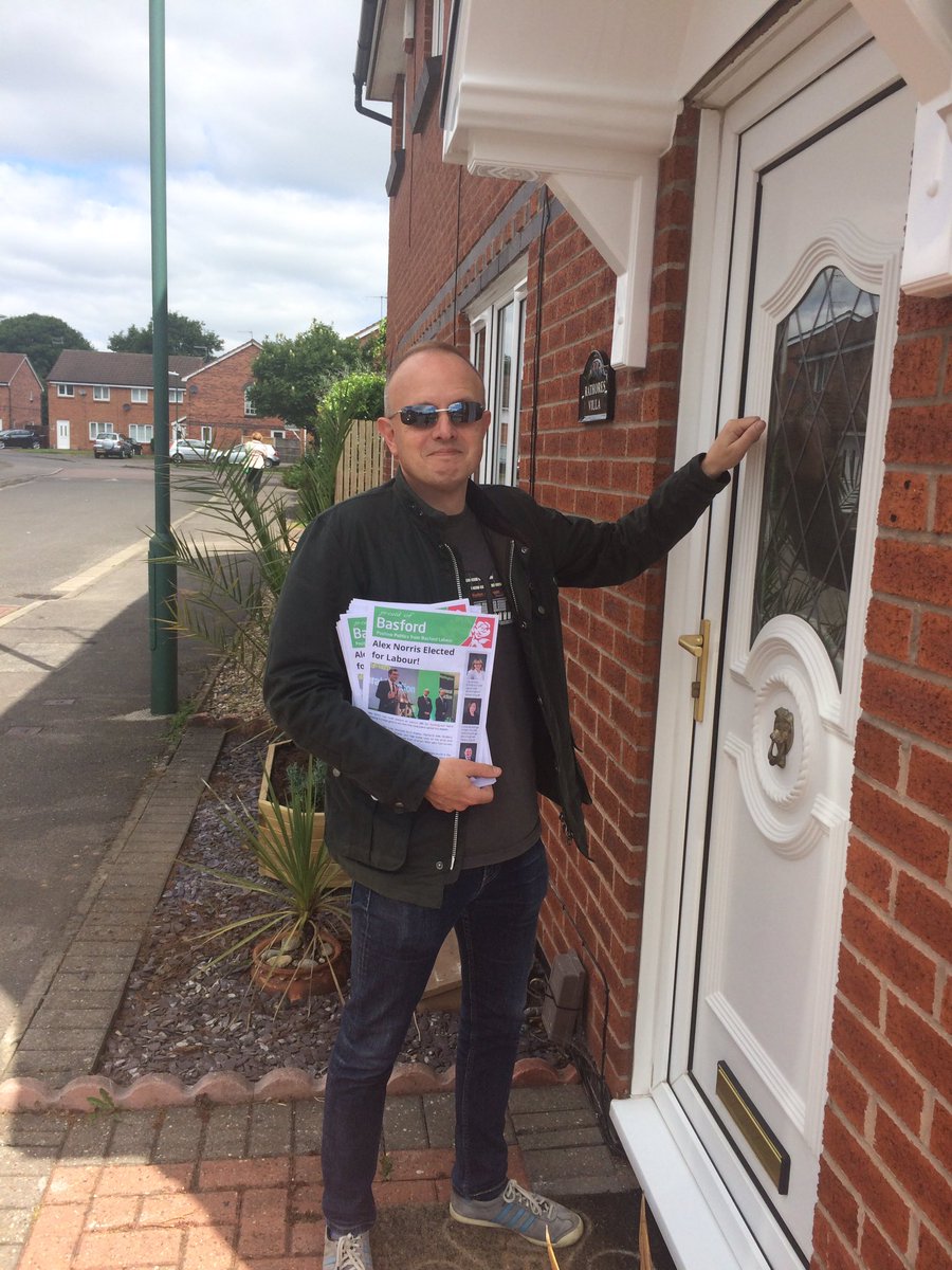 LabourSherwood's tweet image. We're out all year not just elections! @nick_raine on #Labourdoorstep #Basford #Nottingham for @ANorrisMP #Labour @ng_labour @labour_local