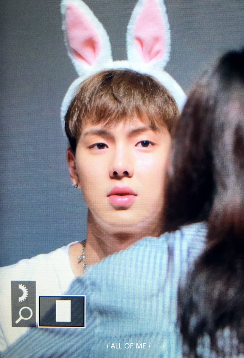 ALLOFME_SHOWNU's tweet photo. [❣] 170702 강남팬싸 셔누
#셔누 #SHOWNU #몬스타엑스 #MONSTA_X
뭘해두 다 소화해내는 오빠의 존잘력🙌🏻🙆🏻
@OfficialMonstaX #SHINE_FOREVER https://t.co/FOtOGqegS7