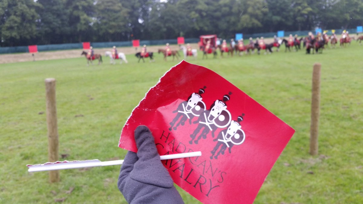 HadrianWallPath's tweet image. Have fun at today's #Turma everyone. Last night I waved my flag so hard it came off. Well done all the film &amp;amp; TV stunt riders and reenactors