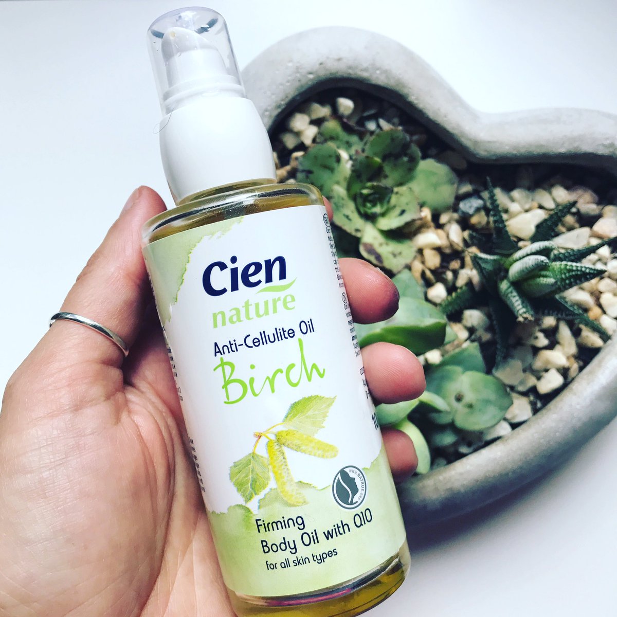 OrigamiBioBlog's tweet photo. #olioanticellulite di #ciennature #Lidl ha un buon profumo e mantiene la pelle più morbida ed elastica. #origamibio https://t.co/pI1yGNYItB