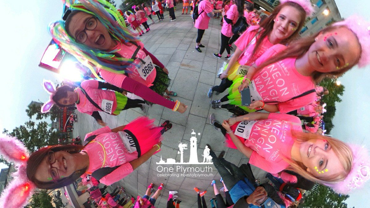 oneplymouth's tweet photo. 360 fun last night @StLukesPlymouth #neonmidnightwalk #neonishere https://t.co/HrC3SHXBTD