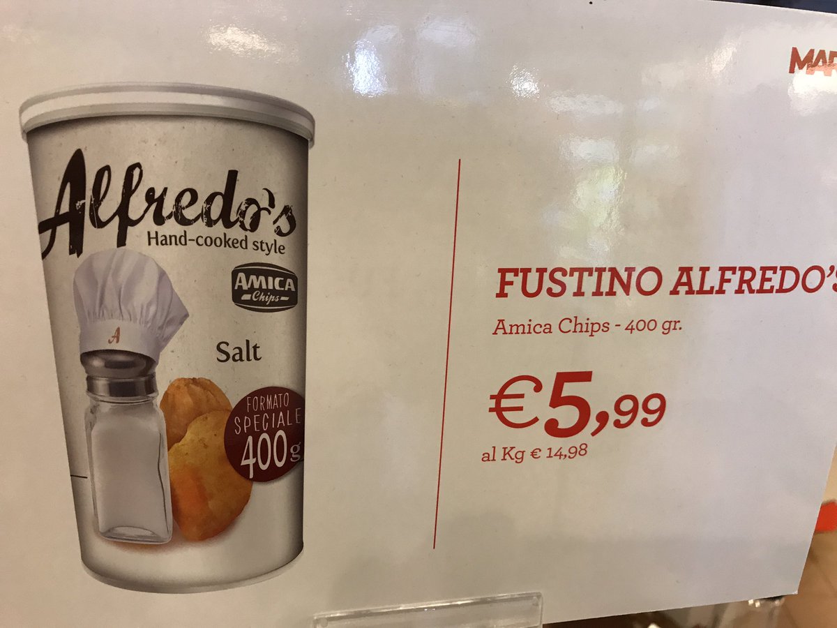 massidona's tweet photo. Ti fermi da @Autogrill_it e scopri il trionfo del #cibo #oversize: il #junkfood è nei formati esagerati! #spazzatura #poveribimbi #crescita? https://t.co/5qWWyHOkky
