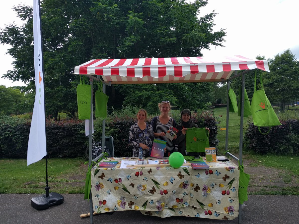 Vandaag voor het derde jaar met de voorlees festival in Overvecht #wijkenco