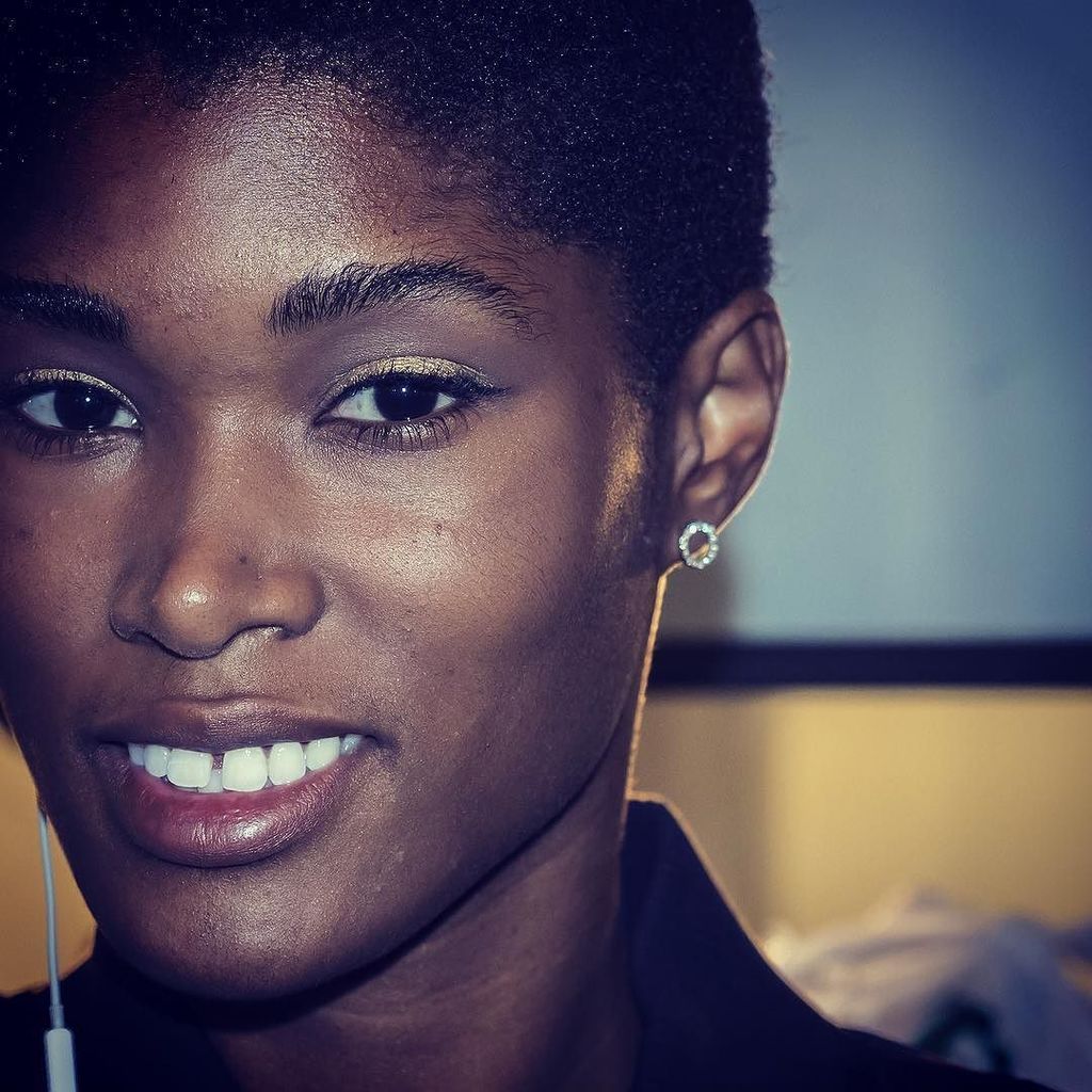 TheKOLSocial's tweet image. #vamp up #festivalmakeup with #metalliceyeshadow with #naturalmakeup to #standoutfromthecrowd #makeuptips #oftheday ift.tt/2tEICID