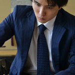 藤井四段に勝った佐々木勇気五段の伝説 ジュネーブ生まれの妖精 力うどんに餅追加 青いの守備しろ ドリブルもうまい など 2ページ目 Togetter