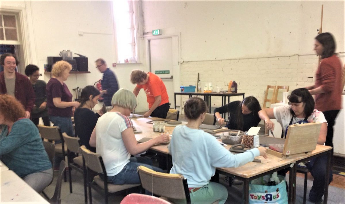 CovArtspace's tweet image. Great ceramics workshop at Holyhead Studios today - 16 beautiful platters for the Spon Spun Party Picnic on 10 Sept :-) #SponSpun17