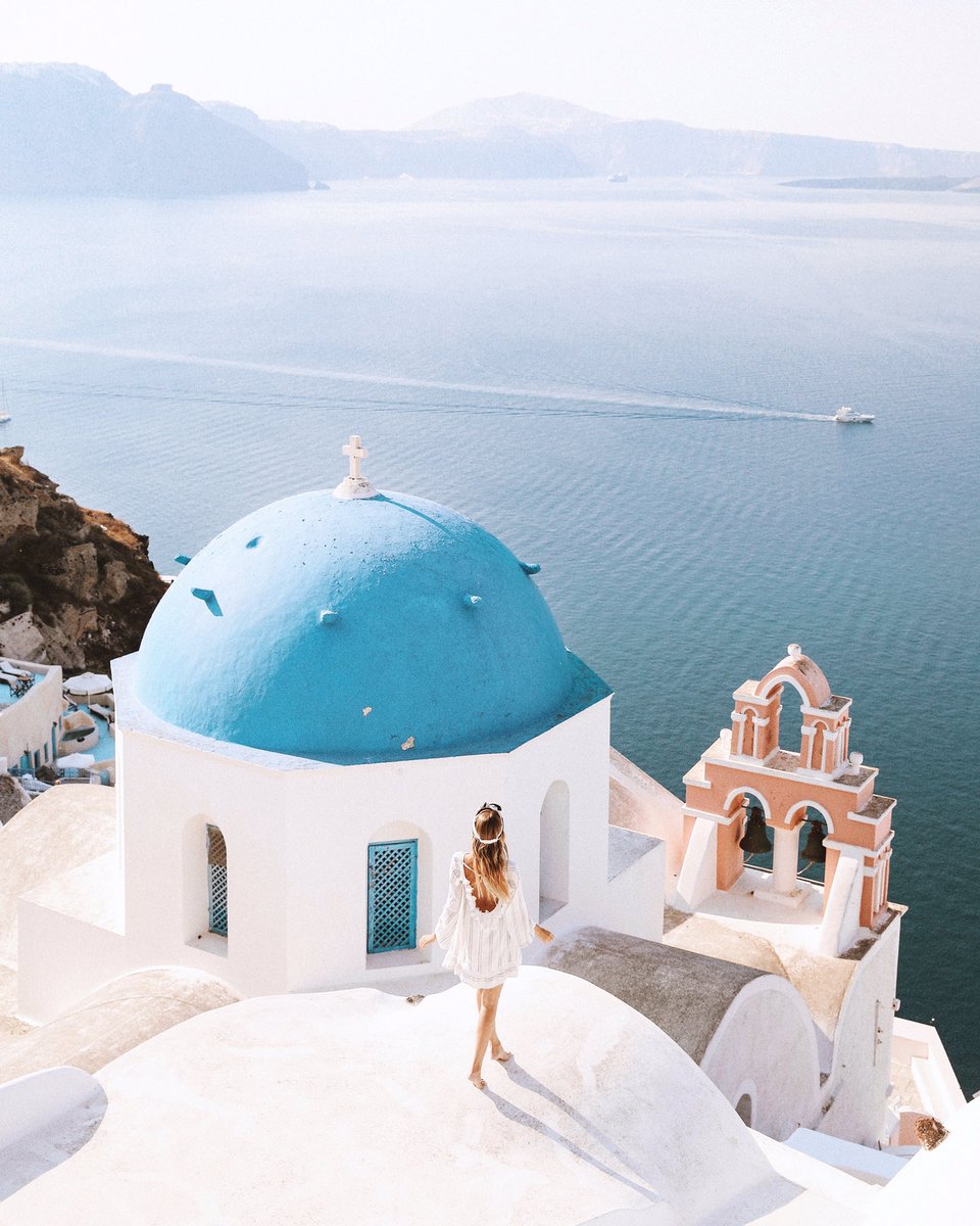 When happiness is a place... 💙 #Santorini #Greece