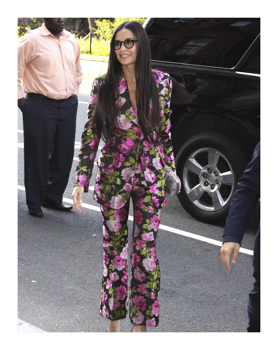 gucci womens suit