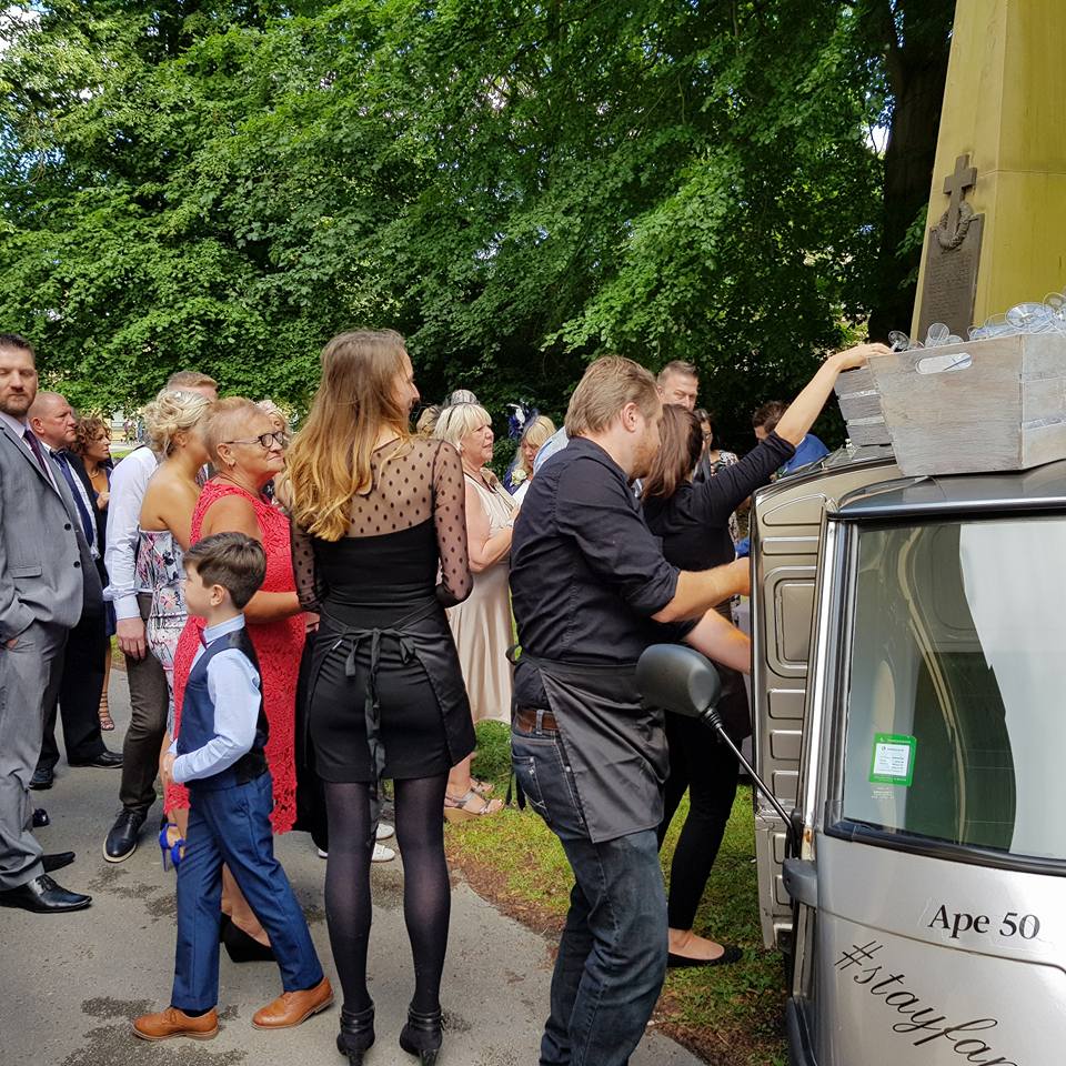 proseccovanhire's tweet photo. Our little Ape Prosecco Van serving up fizz at a wedding in Bradford yesterday.

#proseccovanhire https://t.co/1pwoil12B2