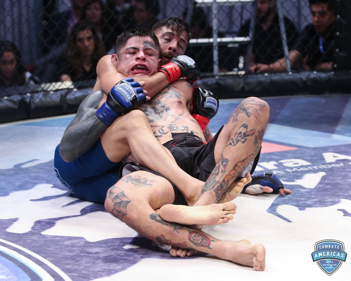combateglobal's tweet photo. Ramón López vs. Miguel Cabrera
#Combate15: Mexico City
#Recap https://t.co/kARmdBY5wh