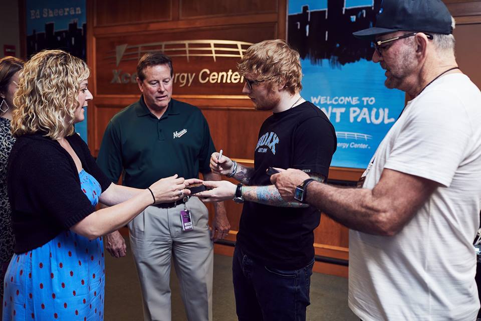 EdSheeran_EU's tweet image. 📸 Backstage in St. Paul (via Xcel Energy Center)
