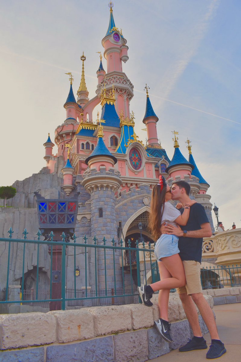 Travelling Together tweet media