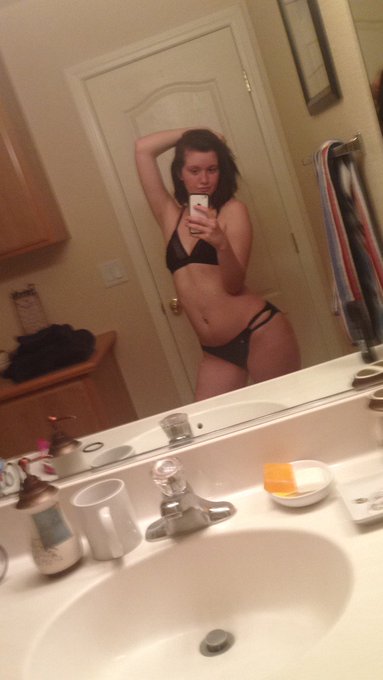 Feeling sexy and good in my own body ☺️💕☺️ https://t.co/DoHwdtLc8e<a href="/tag/memes2020"class="tags"><span>#memes2020</span></a>