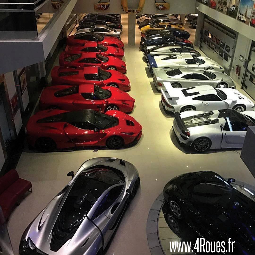 4roues_fr's tweet photo. Une garage de rêve :) #4rouesfr #supercars #caroftheday #car #amazing #sport #performance #ferrari #mclaren #porche #maserati #mercedes https://t.co/ogm8k0Q4Ro