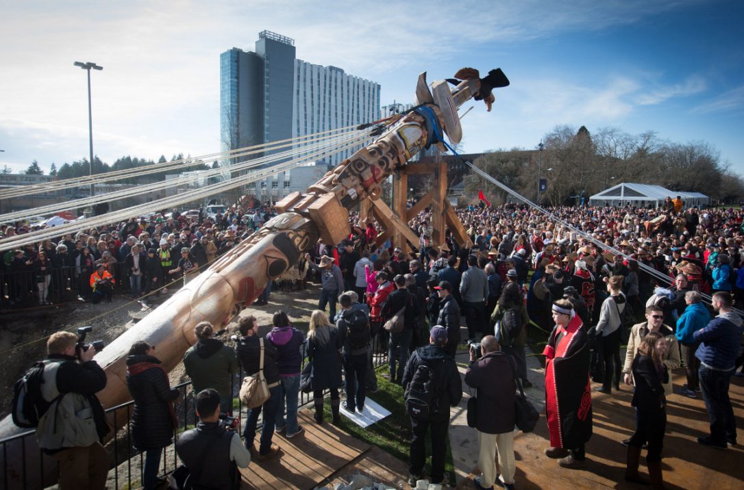 TorontoStar's tweet photo. How to turn the Canada 150 into a celebration for everyone: @BobRae48 https://t.co/BM1IFwTsqv https://t.co/JWkySUvX9A