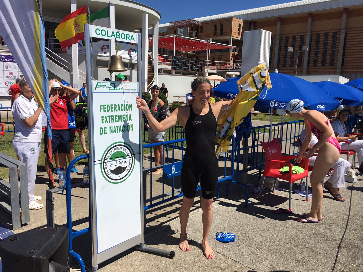 Go__master's tweet image. Rebeca Santos (CN Torrijo), nuevo récord de España master en 100 libres +40 (1:03.37) #Badajoz2017 rfen.es/publicacion/ca…