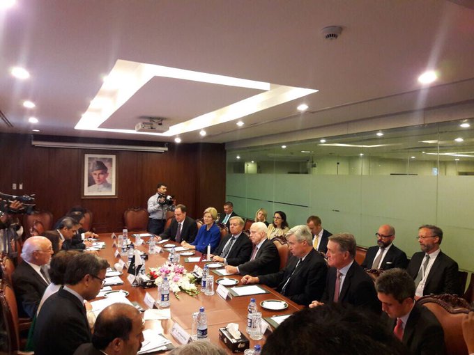 View image on Twitter