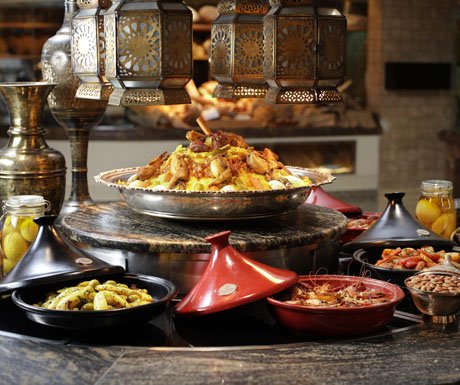 luxurytravel's tweet photo. NEW POST! 11 fine dining restaurants for #iftar in the #UAE during #Ramadan https://t.co/BcTSxUpajw https://t.co/V717NgFupv