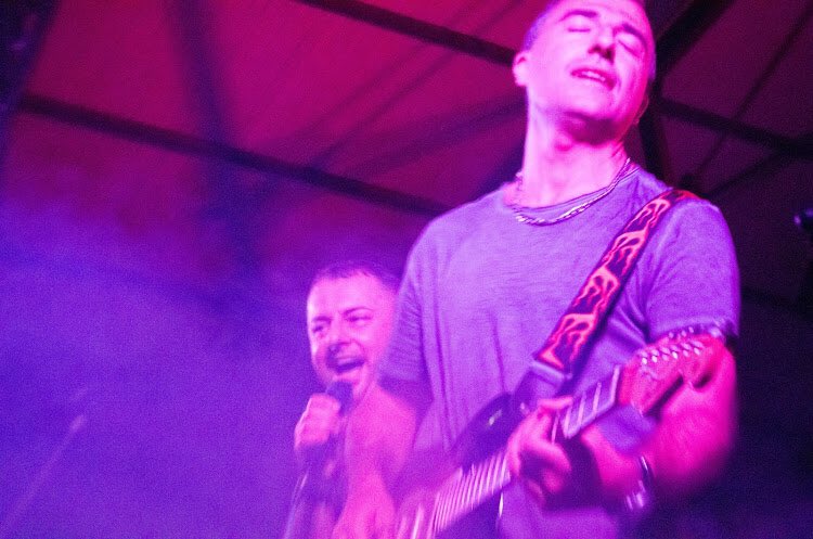Audiofono's tweet photo. @Audiofono @MSRecords_it #live #Audiofono #PopRock https://t.co/llKwB4NCQz