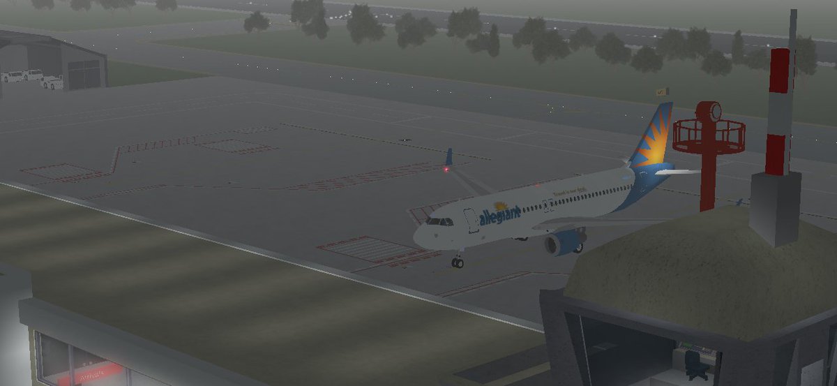 Robloxian1092's tweet image. Foggy morning at Trenton.