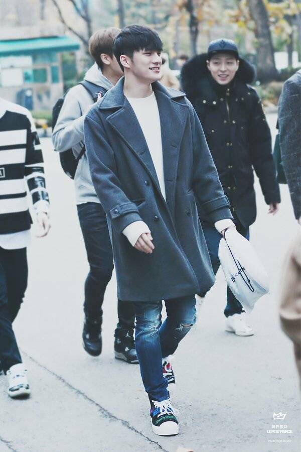 kingqinfen's tweet photo. #HappyLitoDay π https://t.co/WMpT8JvQ4R