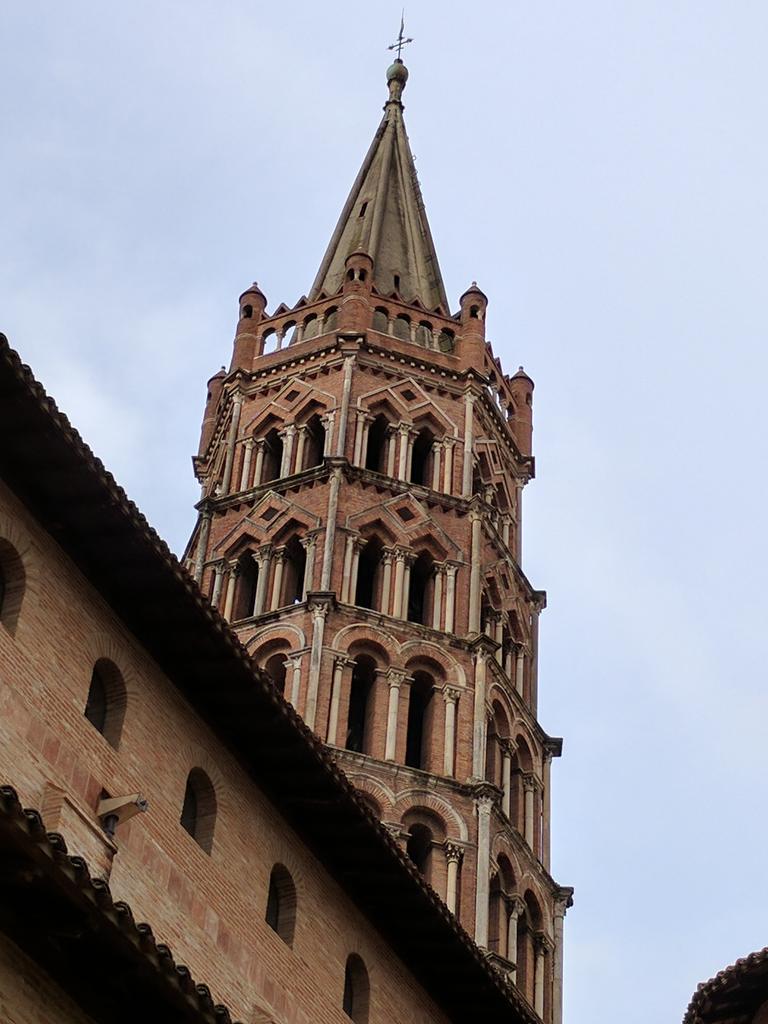 MakingKnowing's tweet photo. Last wondrous views of Toulouse at PW2017's end #fr640 from St Sernin bell tower. Thank you, Pascal Julien. Looking forward to PW2018! https://t.co/xUWt2wjnZj