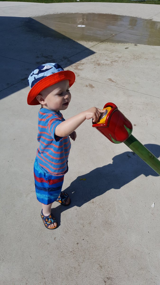 shane_shain's tweet photo. The best part of playing at the splash pad - is pushing the button to activate the water. https://t.co/eVXFGLPLO6