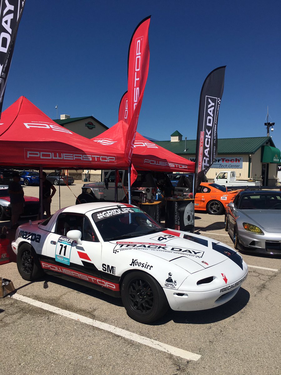 PowerStopBrakes's tweet photo. Day 2 hype! #becausetrackday https://t.co/CzBNCZPAID