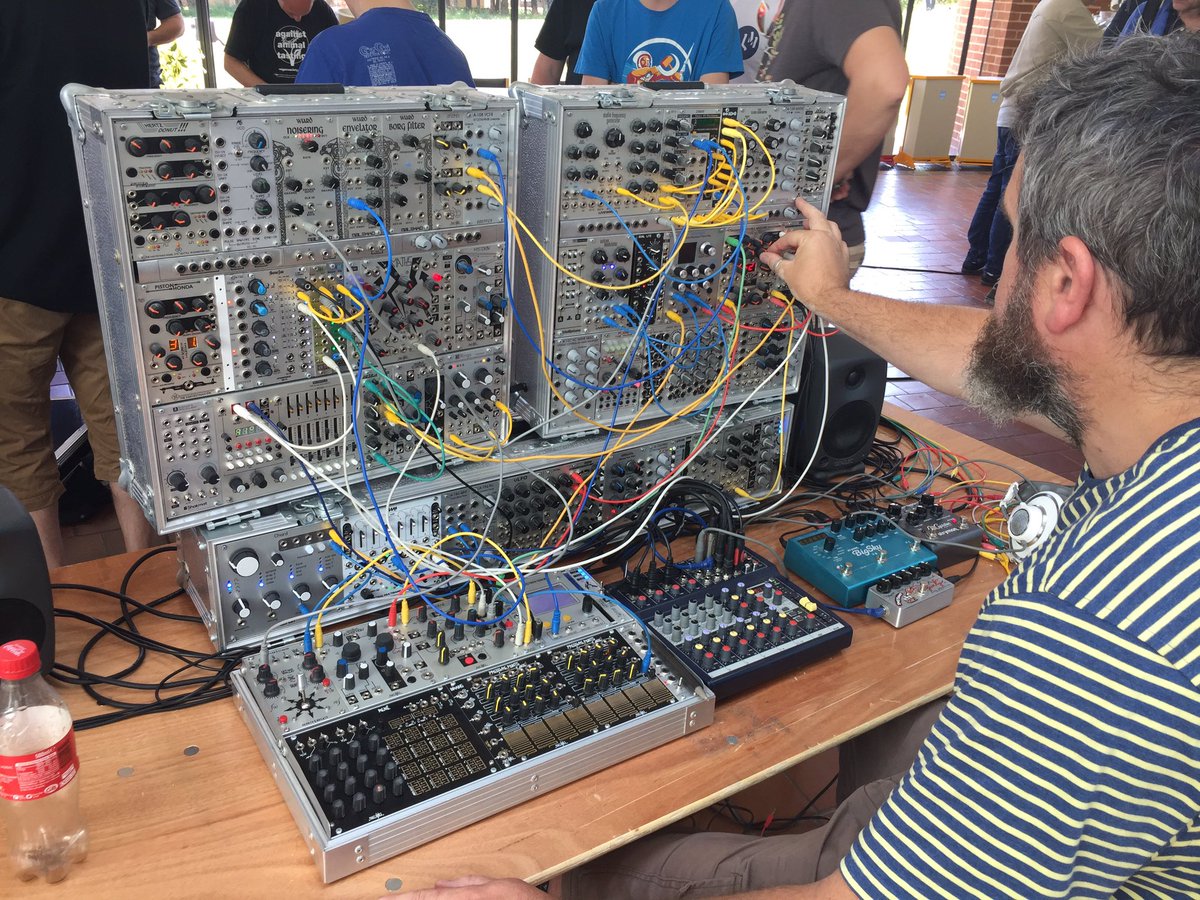 Howard Dodd tweet media